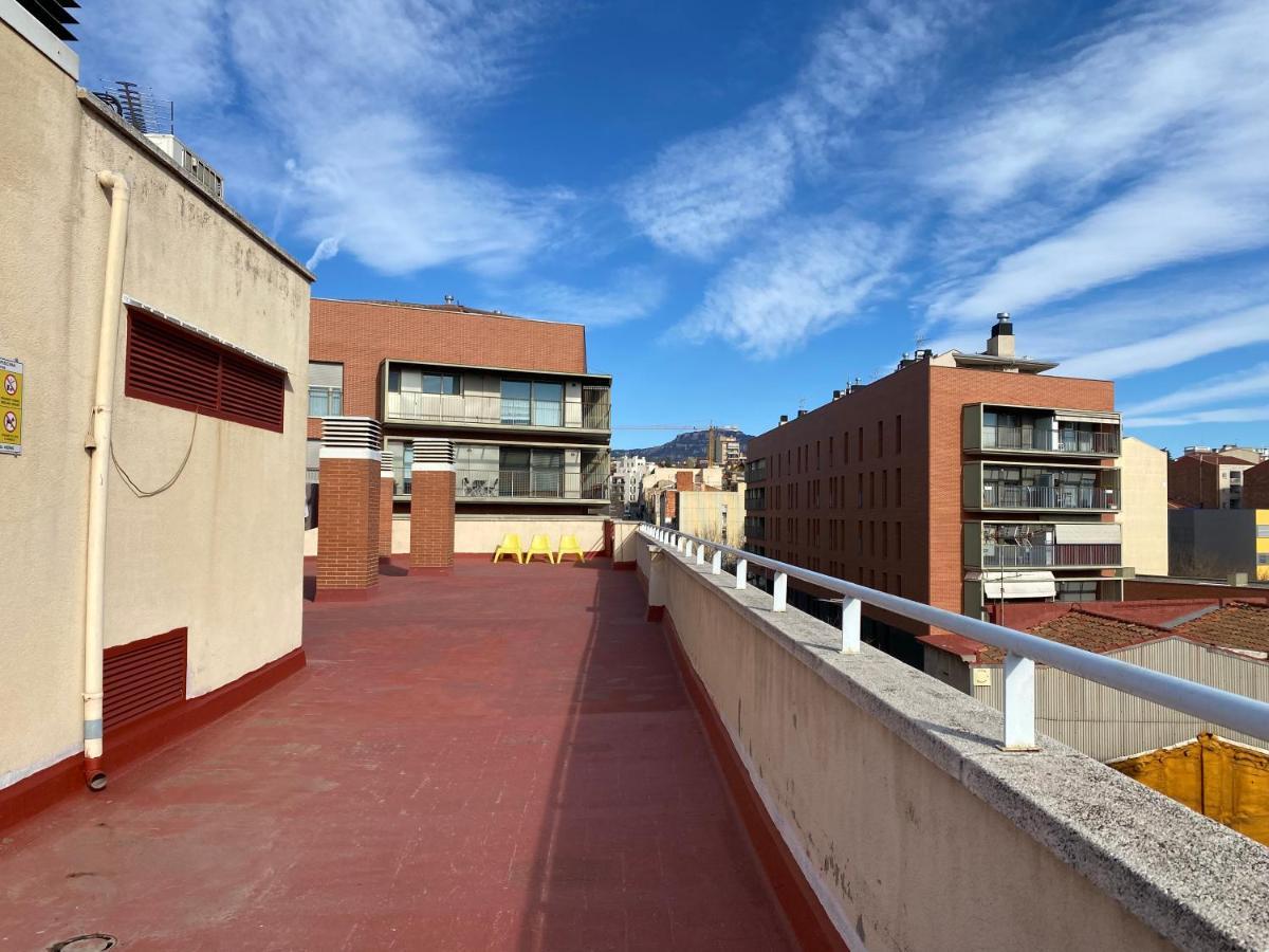Piscina En Centro De Terrassa Leilighet Eksteriør bilde